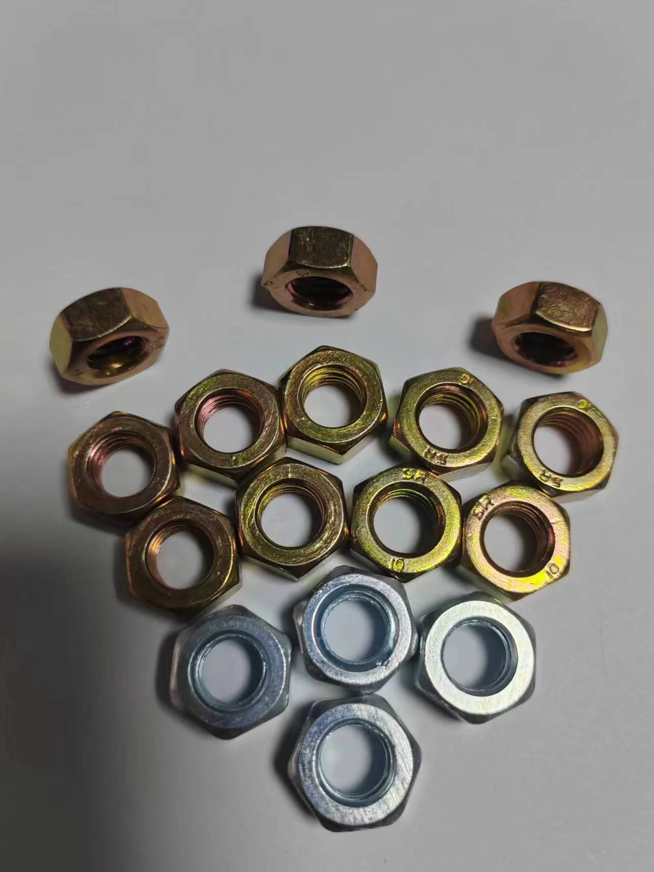 鍍鋅六角螺母彩色 藍(lán)白 銀白 本色螺母 高強(qiáng)度螺母 粗牙細(xì)牙六角螺帽 8級 10級 12級螺母